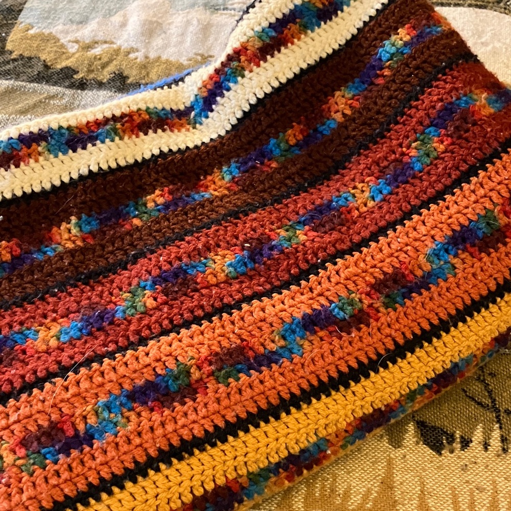 Vintage crochet handmade fringed afghan multicolor 1980’s or 1970’s Queen / King - Picture 7 of 7